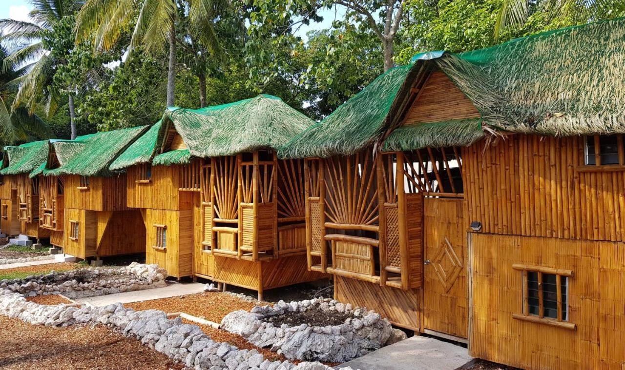 Nirvana Resort & Dive Centre - Моалбоал Экстерьер фото